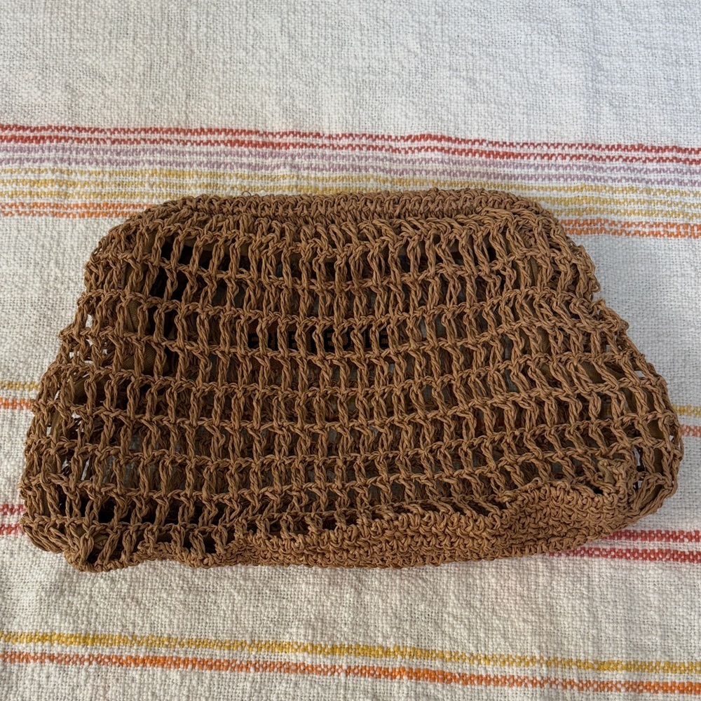OS - NWOT - Free People - Tan Crochet Tote